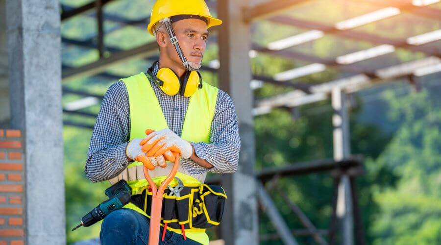 Professional gutter cleaning in Keasbey, NJ